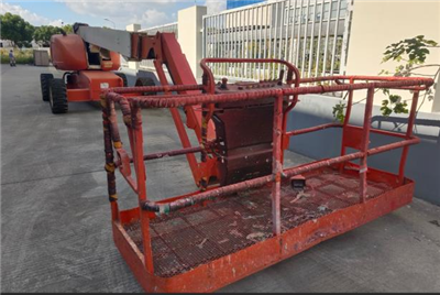 Xe nâng người dạng ống lồng JLG 660SJ đã qua sử dụng